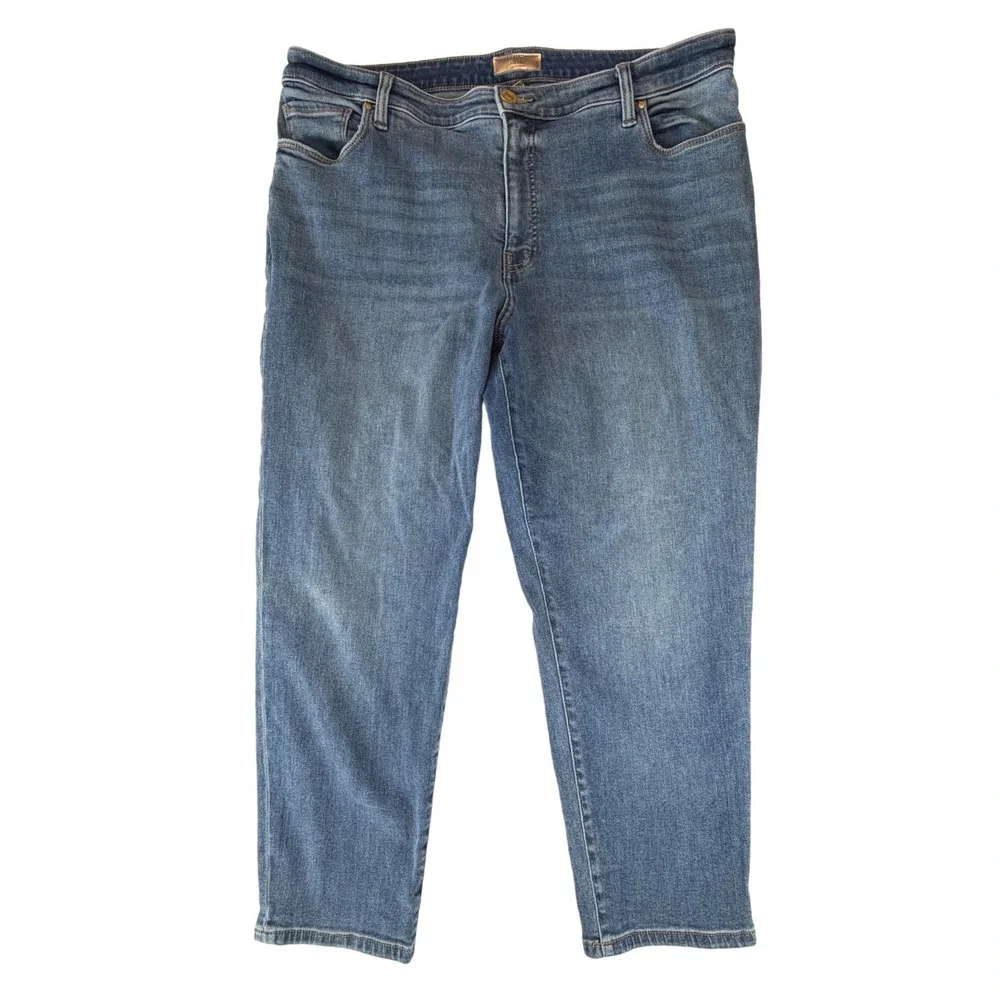 KUT from the Kloth Women 18W Reese Medium Wash Blue Straight Leg Denim Jeans